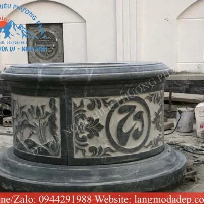 Mộ đá lục giác mã số 02