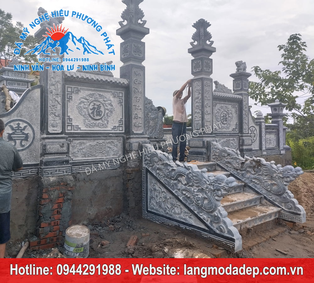 Công trình Khu lăng mộ đá 02 lắp đặt tại Hà Nội, Rồng đá bò bậc, cổng đá khu lăng mộ