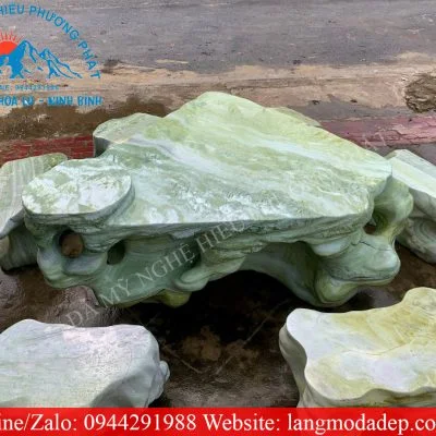 Bàn ghế đá tự nhiên mã số 01